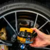 Soft99 Tire Black Wax Reifenwachs – Bild 5
